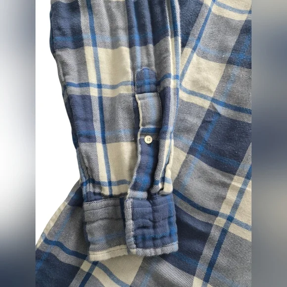 Vineyard Vines Classic Fit Whale Flannel Long Sleeve Size XL - Picture 2 of 6